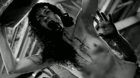 Ashlynn Yennie in The Human Centipede II (2011) Breasts Black And White Black Hair 706544