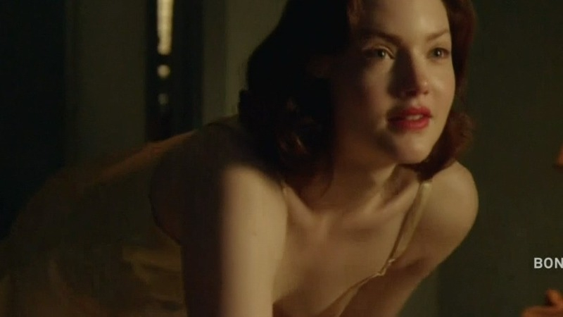Sexiest Scenes of Bonnie Parker from Bonnie and Clyde. Sexy, SFW, cleavage. 732383