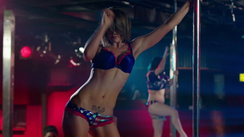 Laura-Leigh in We're the Millers (2013) Sexy Underwear American Flag Underwear Blue Bra 732960