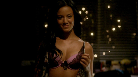Heather Hemmens in Hellcats (2010-2011) Underwear Black Hair Cleavage 689642