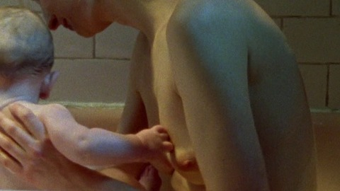 Alba Rohrwacher in Hungry Hearts (2014) Breasts Bathtub Breasts 764926