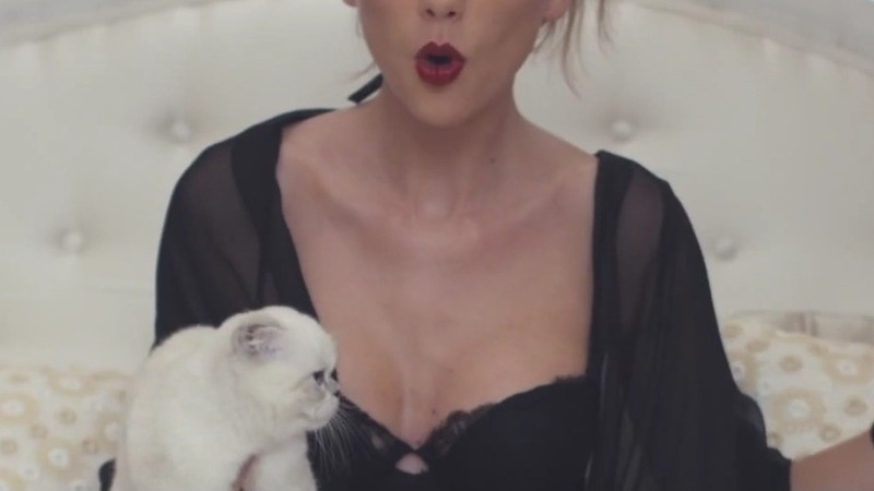 Hottest Herself Scenes. Sexy, SFW, black gloves. 751149