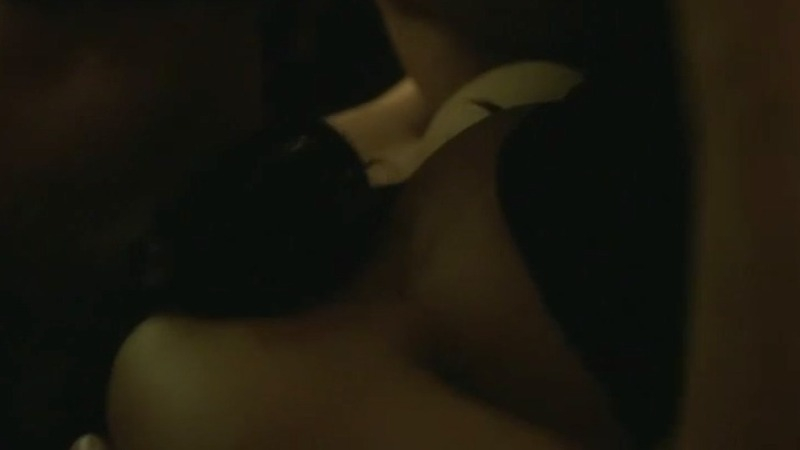 Hottest Véronique Volta Scene in Mafiosa, le clan. Underwear, couple, kissing. 738776