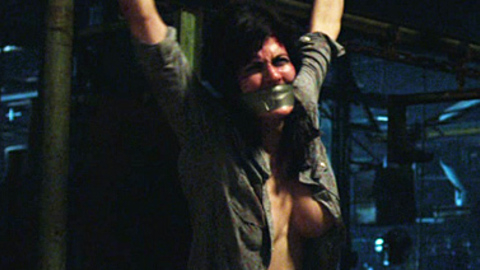 Alexandra Daddario in Texas Chainsaw 3D (2013) Sexy Bdsm Blood 725373