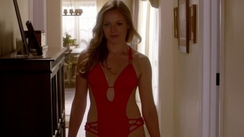 Hottest Emma Brown Scenes. Bikini, Sexy, SFW, blonde. 736311