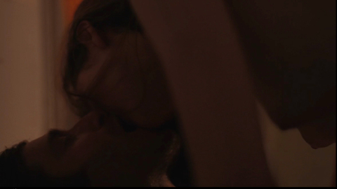 Kate Lyn Sheil Naked in Green. Breasts, brunette, couple kissing. 719821