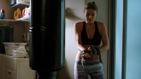Serinda Swan in Graceland (2013-2015) Sexy Underwear Black Bra Boxing 772801