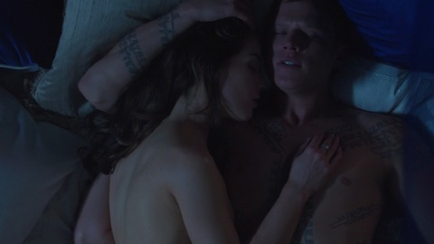 Roxanne McKee in Dominion (2014-2015) Sexy Brunette Couple In Bed 742121