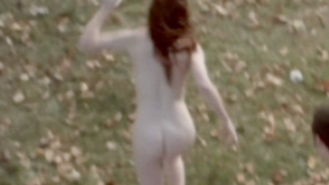 Leslie Murphy in White Irish Drinkers (2010) Butt Brunette Butt 698701