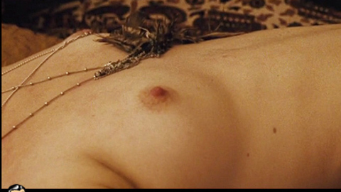 Nathalia Dill in Paraísos Artificiais (2012) Breasts Lesbian Breasts Eating Out 721172