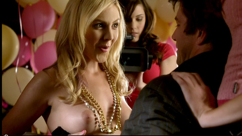 Nudes of Alexis from Femme Fatales. Breasts, blonde, necklace. 699660
