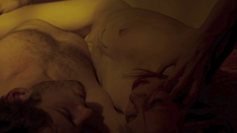 Antonia Campbell-Hughes Naked as Kelly. Breasts, bed, couple in bed. 733713