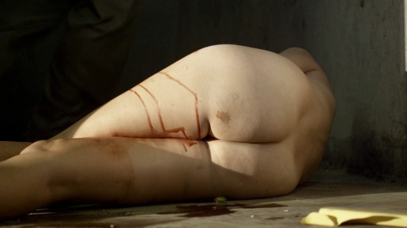 Nudes of Anna Nix from Jailbait. Butt, blood, lying on ground. 756510