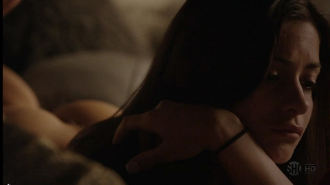 Stephanie Fantauzzi in Shameless (2011-2021) Butt Blurry Brunette 721916