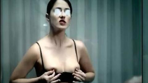 Paola Iezzi in Kamasutra (2002) Breasts Black Bra Black Hair 711320
