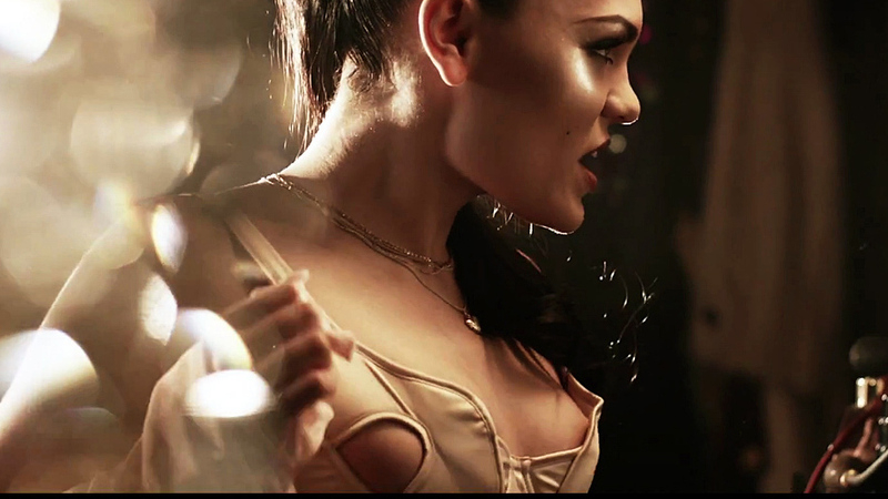 Jessie J Naked in Laserlight. Breasts, nip slip, nipple out of bra. 709567