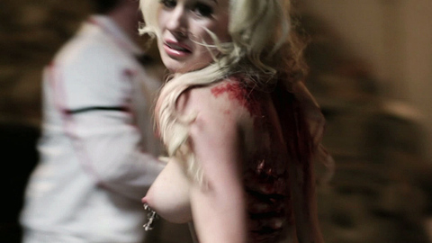 Syren Sexton in Strippers vs Werewolves (2012) Breasts Blonde Blood 714955