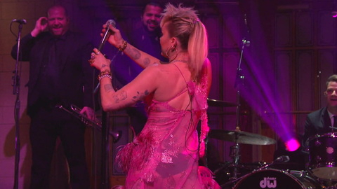 Hottest Miley Cyrus Scene in Saturday Night Live. Sexy, cheeks hanging out, on stage. 942632