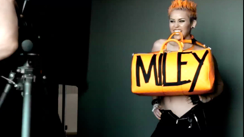 Hottest Miley Cyrus Scene in V Magazine Photo Shoot 2013. Sexy, SFW, orange hair. 725054