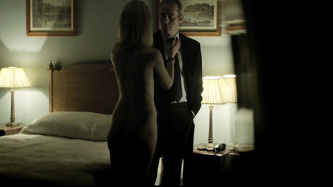 Helen Kennedy Nude in Hunted. Breasts, back exposed, blonde. 717022