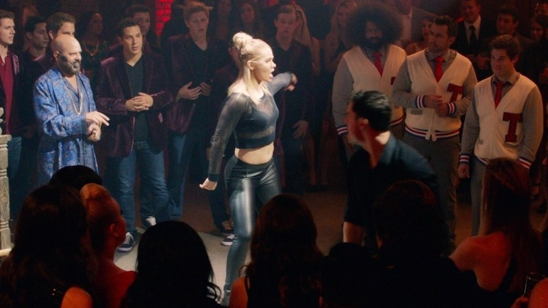 Pitch Perfect 2's Sexiest Scenes with Birgitte Hjort Sørensen. Sexy, Underwear, SFW, black top. 774144