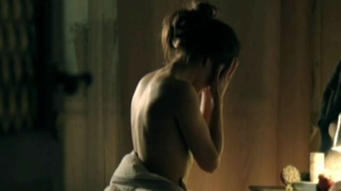 Sexiest Scenes of Sonja from Arne Dahl: Upp till toppen av berget. Sexy, bed, brunette. 718289