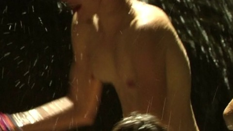 Nudes of Hiver Kaminsky from Salaud, On T'aime. Breasts, black panties, dark hair. 752952