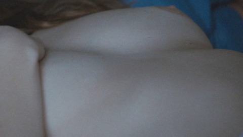 Sophie from La prochaine fois je viserai le coeur Naked. Breasts, arm covering breasts, close-up. 760301