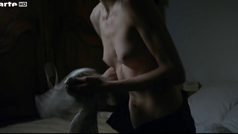 Marie-Eve Nadeau Naked in Le reste du monde. Breasts, getting out of bed, hard nipples. 719065