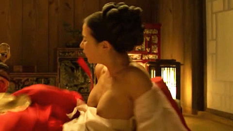 Jo Yeo-jeong in The Concubine (2012) Breasts Asian Big Breasts 720683