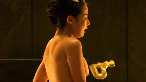 Jo Yeo-jeong in The Concubine (2012) Breasts Butt Asian Black Hair 720688