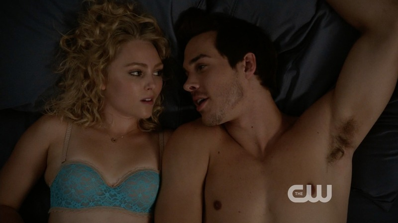The Carrie Diaries's Sexiest Scenes with AnnaSophia Robb. Underwear, SFW, bed. 732306