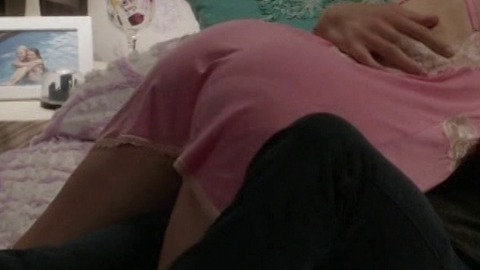 Hottest AnnaSophia Robb Scene in The Carrie Diaries. Sexy, SFW, bed. 733064
