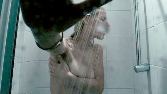 Michelle Hunziker Naked in Amore nero. Breasts, arm covering breasts, blonde. 721861