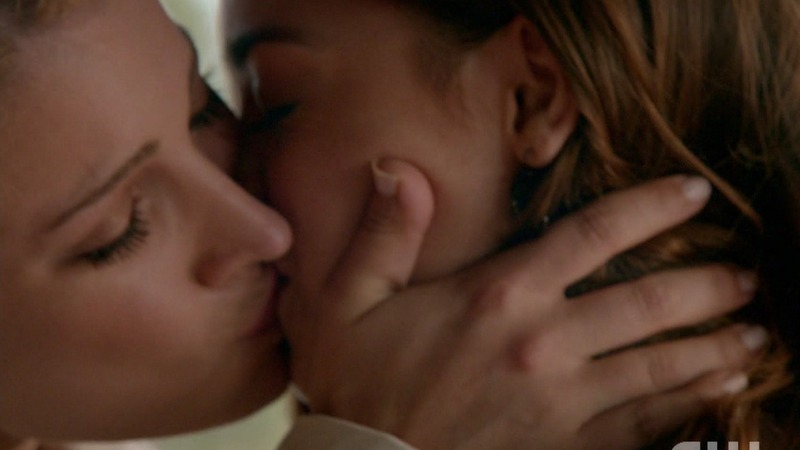 Sexiest Scenes of Nora Hildegard from The Vampire Diaries. Sexy, Lesbian, SFW, two girls kissing. 778619