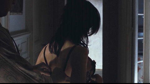 Anastasiya Zavorotnyuk in Kod apokalipsisa (2007) Underwear Black Hair Man Taking Off Bra 724135