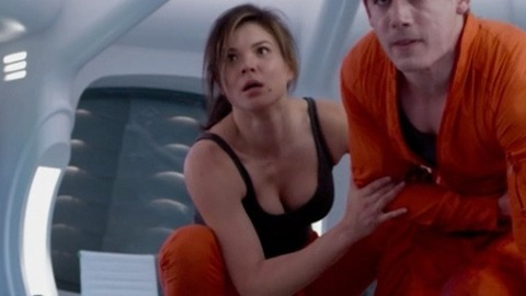 Jeananne Goossen in Debug (2014) Sexy Brunette Cleavage 766036
