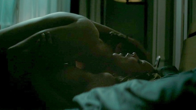 Virginie Efira Nude as Alice Lantins. Breasts, bed, guy on top. 781664