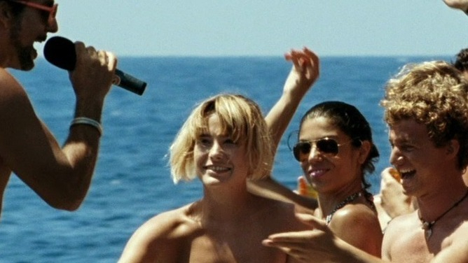 Sexiest Martina Codecasa Scene in Terraferma. Bikini, SFW, boat. 733597