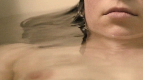 Chloe Pirrie Naked in Shell. Breasts, bathing, bathtub. 735631