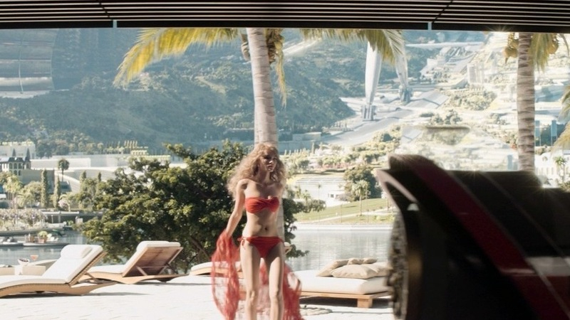 Hottest Hoa Nguyen Bao Huynh Scene in Elysium. Bikini, SFW, brunette. 732518