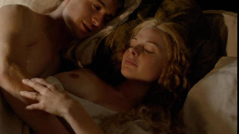 Rebecca Ferguson Naked in The White Queen. Breasts, blonde, couple. 727819