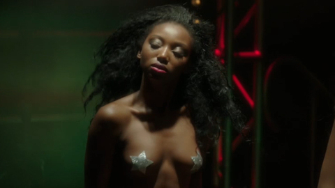 Ronke in +1 (2013) Sexy Black Black Hair 729394