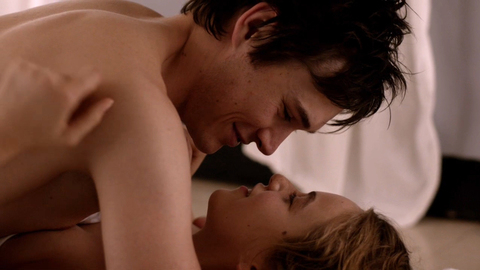 Sexiest Morgan Saylor Scene in Homeland. Sexy, couple on floor, man on top. 729973