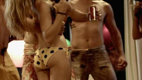 Rose McIver in Blinder (2013) Bikini Bikini Blonde 732872