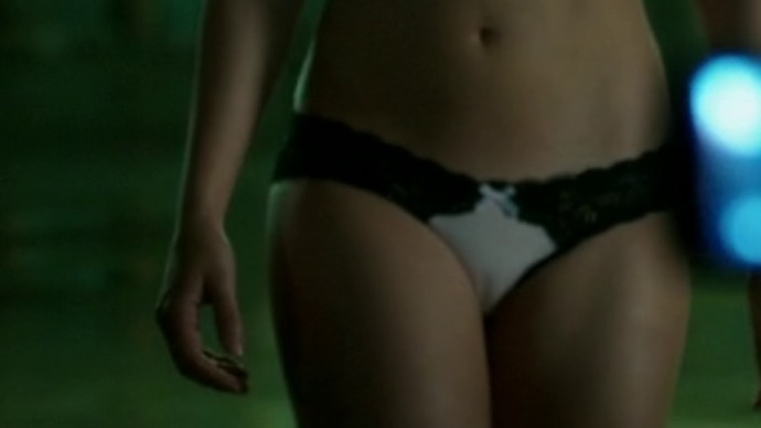 Hottest Alicia Sanz Scene in From Dusk Till Dawn: The Series. Sexy, Underwear, SFW, black and white bra and panties. 773468