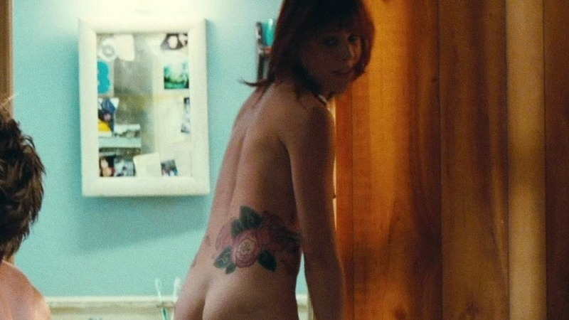 Nudes of Kingsley from The Right Kind of Wrong. Breasts, Butt, bedroom, bracelets. 740022