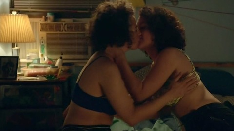 Ilana Glazer in Broad City (2014-2019) Underwear Lesbian Kissing Lesbian 759851