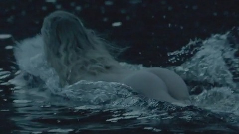 Gaia Weiss in Vikings (2013-2020) Butt Back Exposed Blonde 748448
