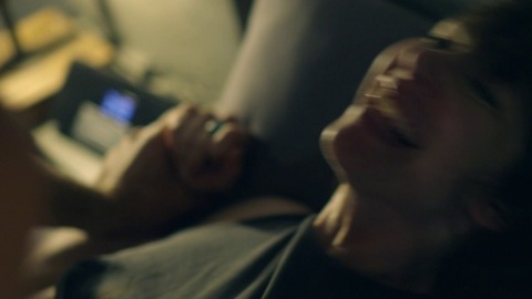 Carrie Brownstein in Transparent (2014-2019) Sexy Brunette Couple In Bed 747821